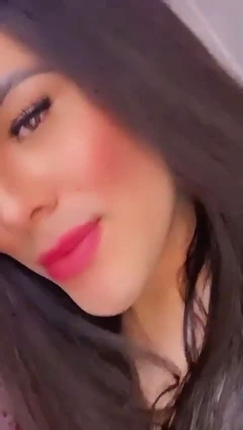 Agatha Moreira Video Background