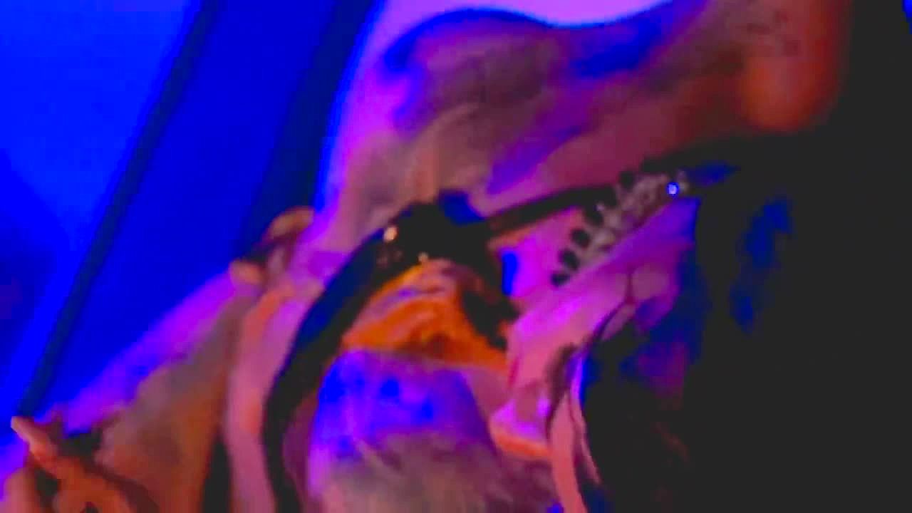 Alexia Video Background