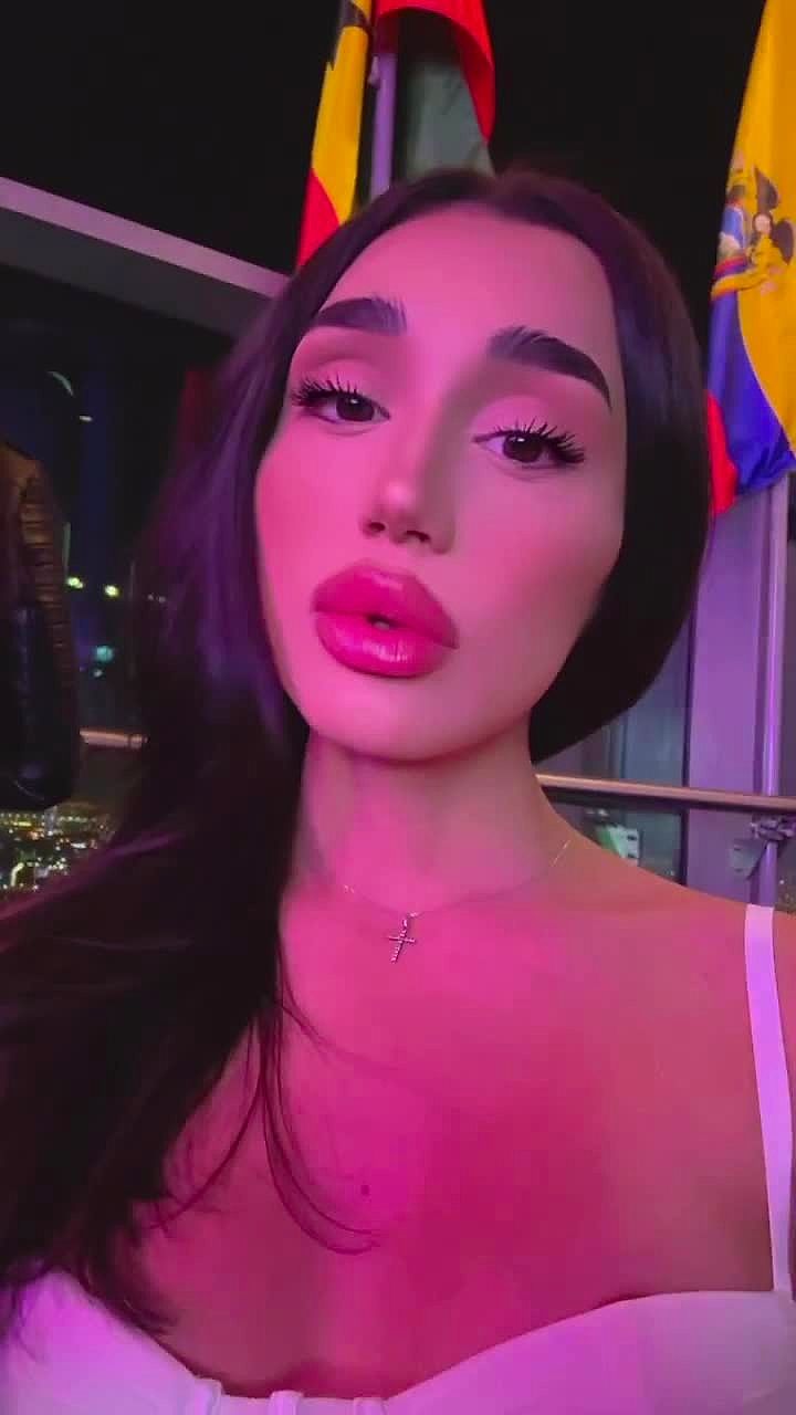 YASHA Vidéo Arrière-plan