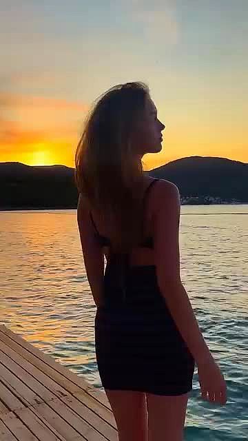 MIRCEA Vidéo Arrière-plan