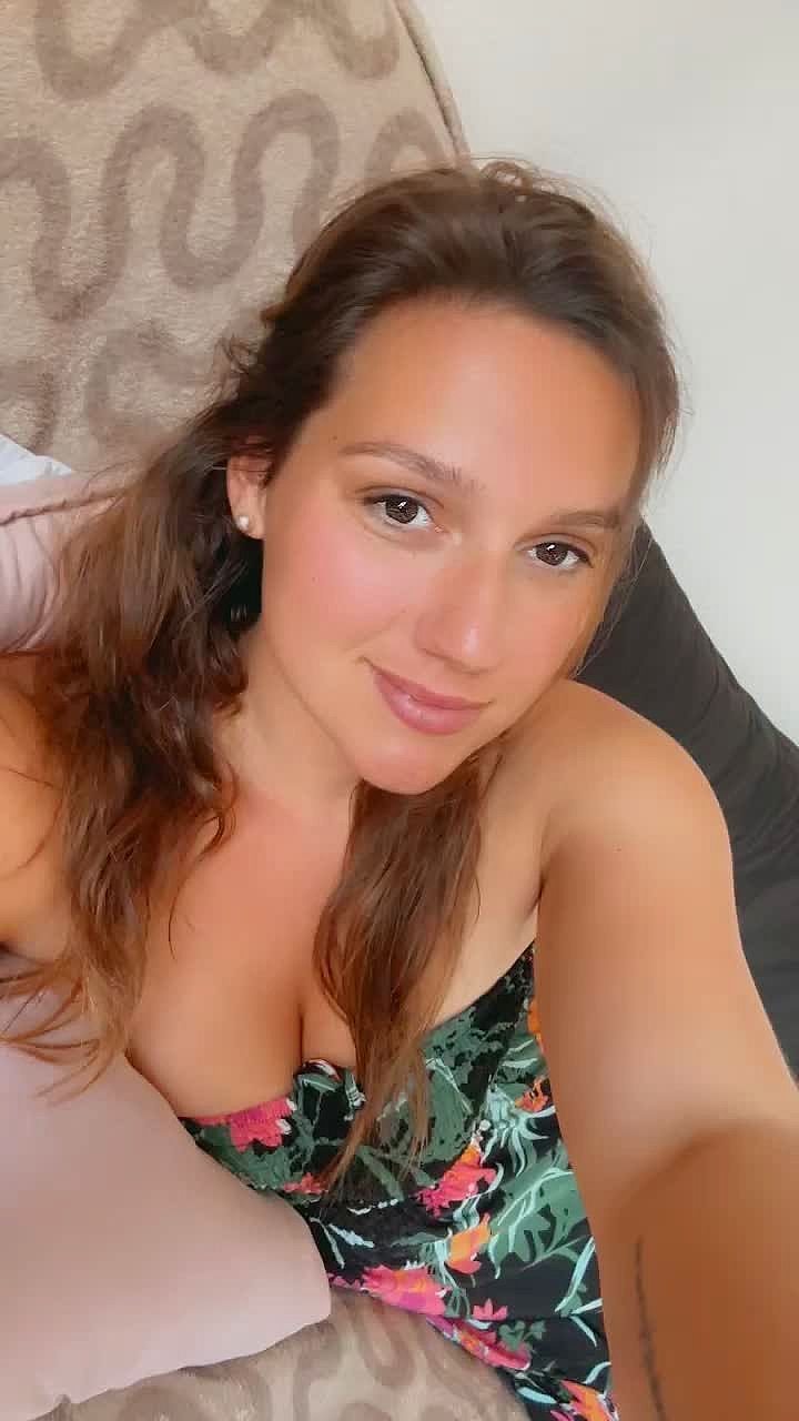 Lea Video Background