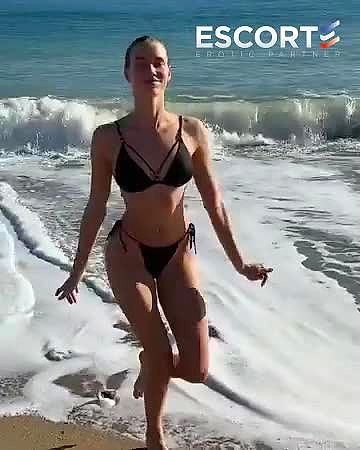 NANDINI Vidéo Arrière-plan