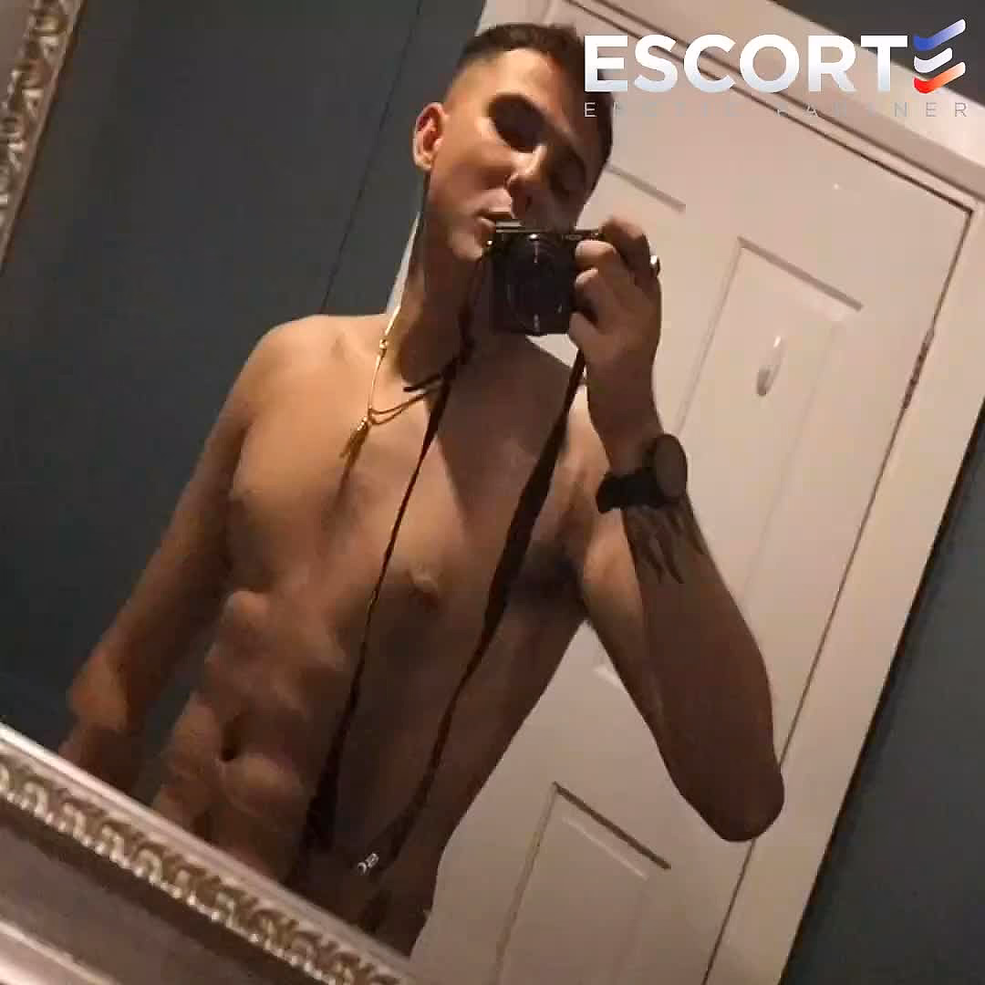 Lucca Alpha Video Background