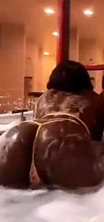 Elaurance Video Background