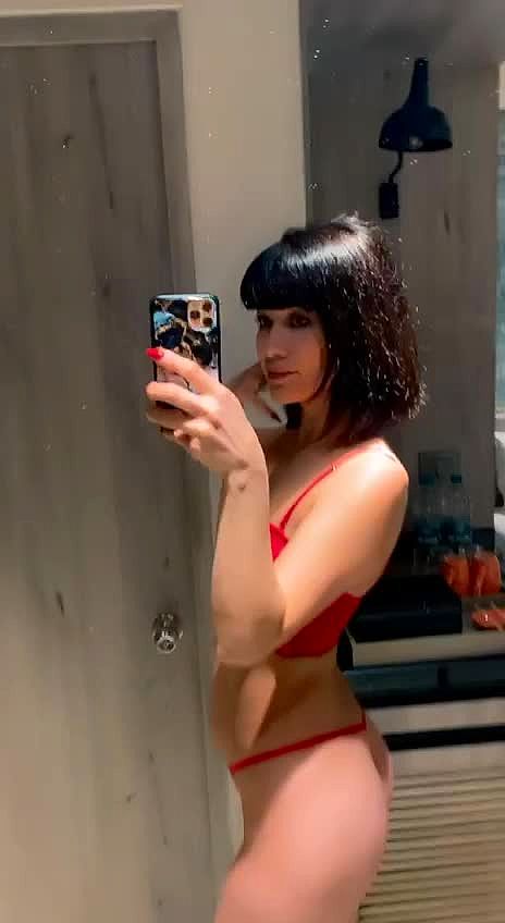 Lina Video Background