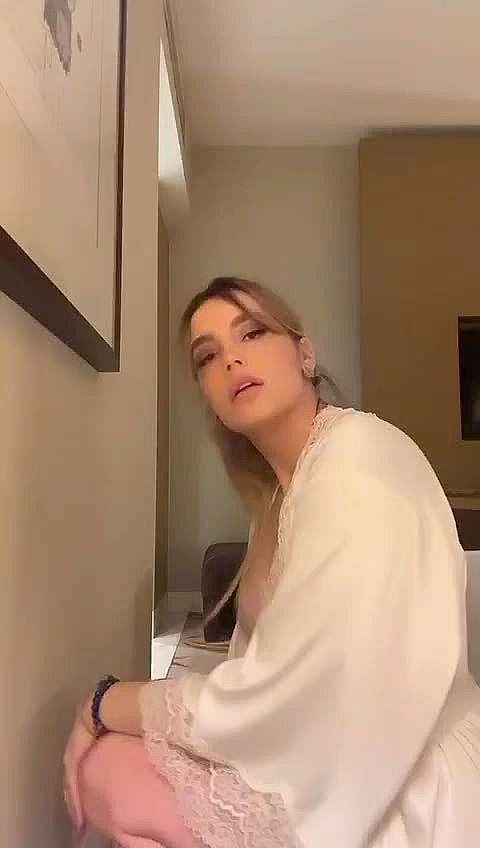 Mira Video Background