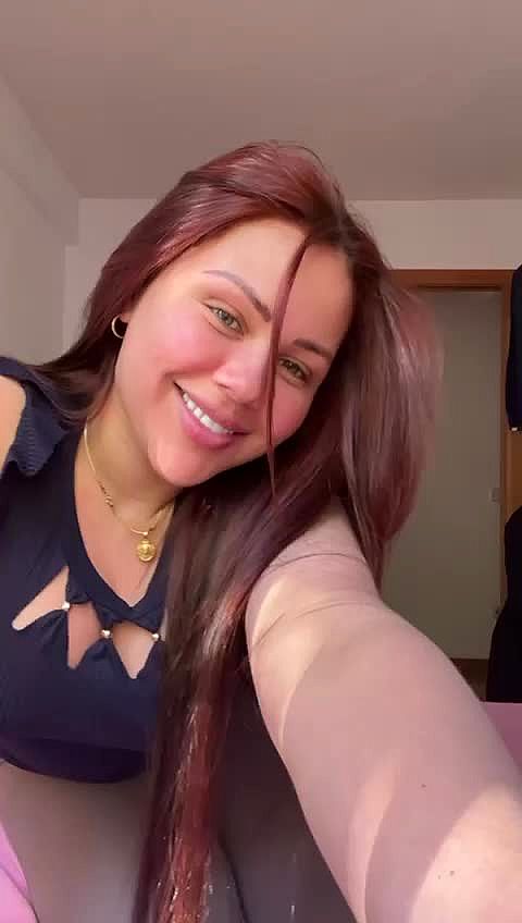 Daniela Video Background