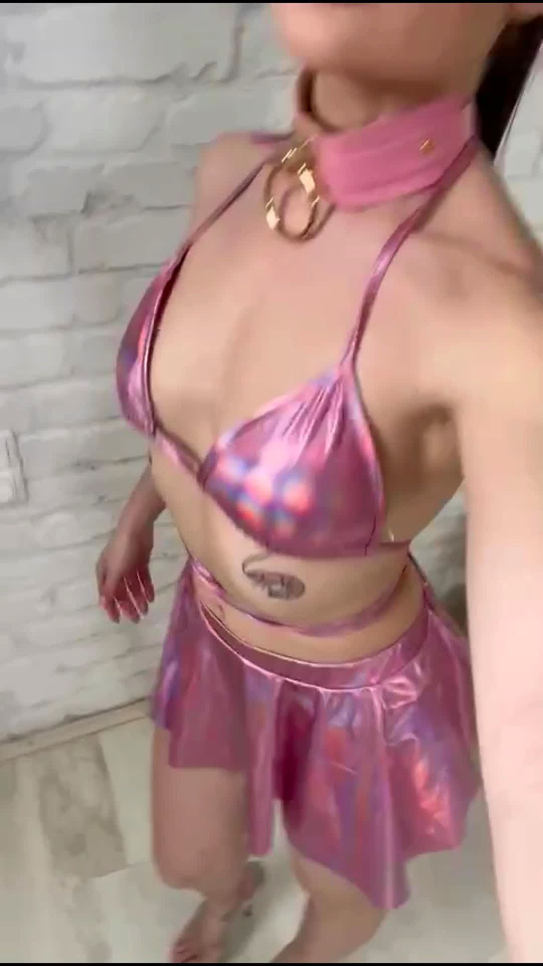 Lizi Vogue Video Background