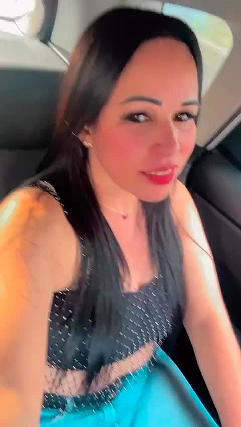 Nicole a rainha do anal Video Background