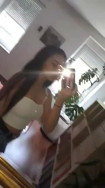 Alya Video Background