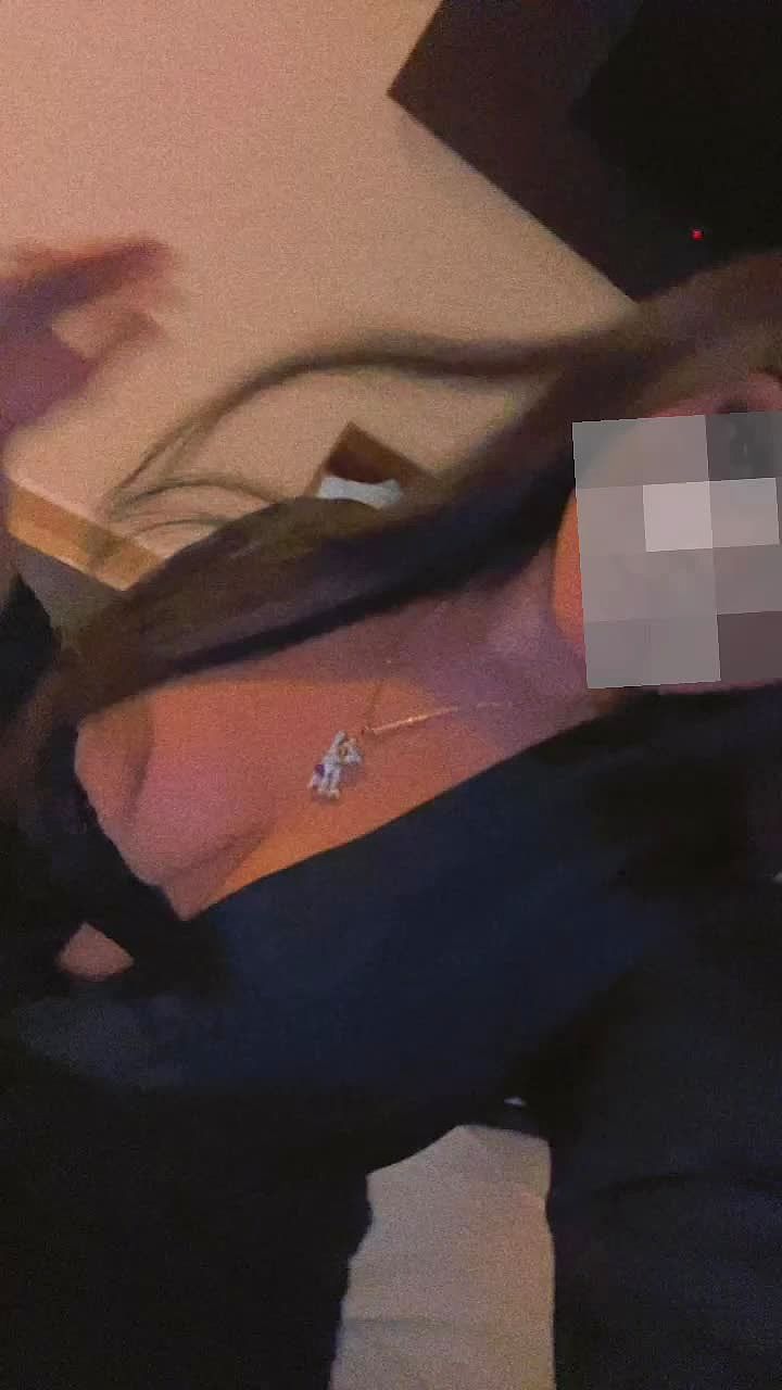 Lili Video Background