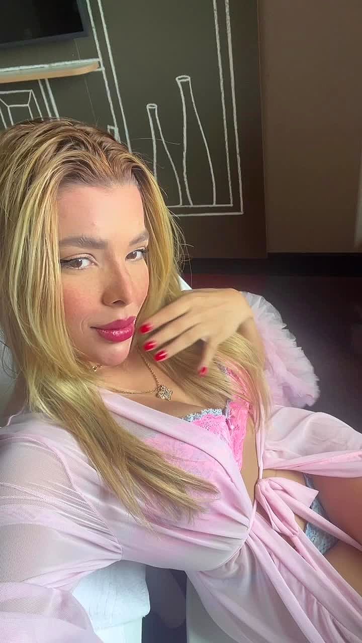 Izabelle Vidéo Arrière-plan