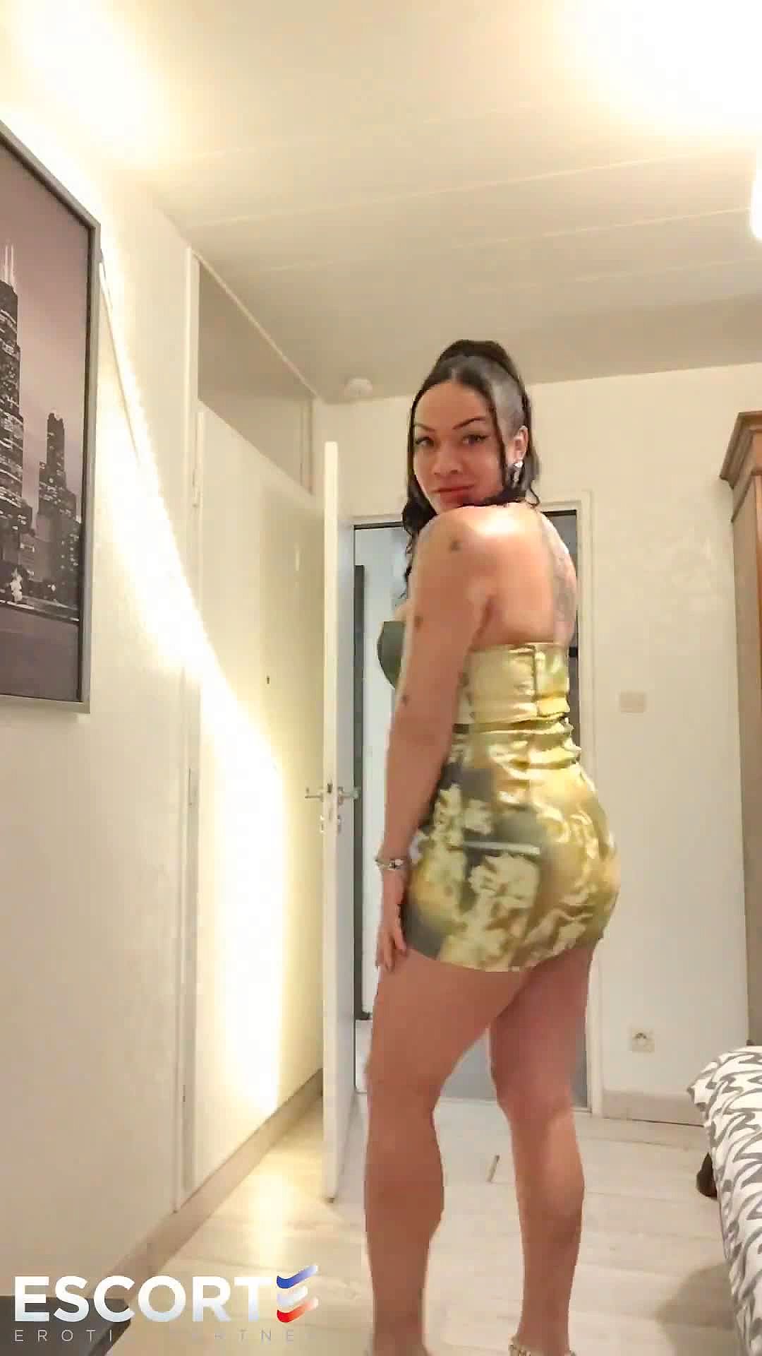 Laysa Trans Vidéo Arrière-plan