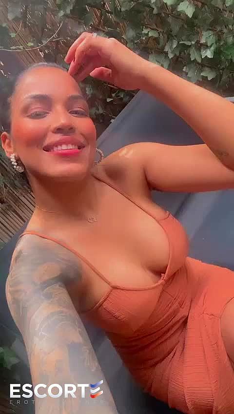 Karolina Video Background