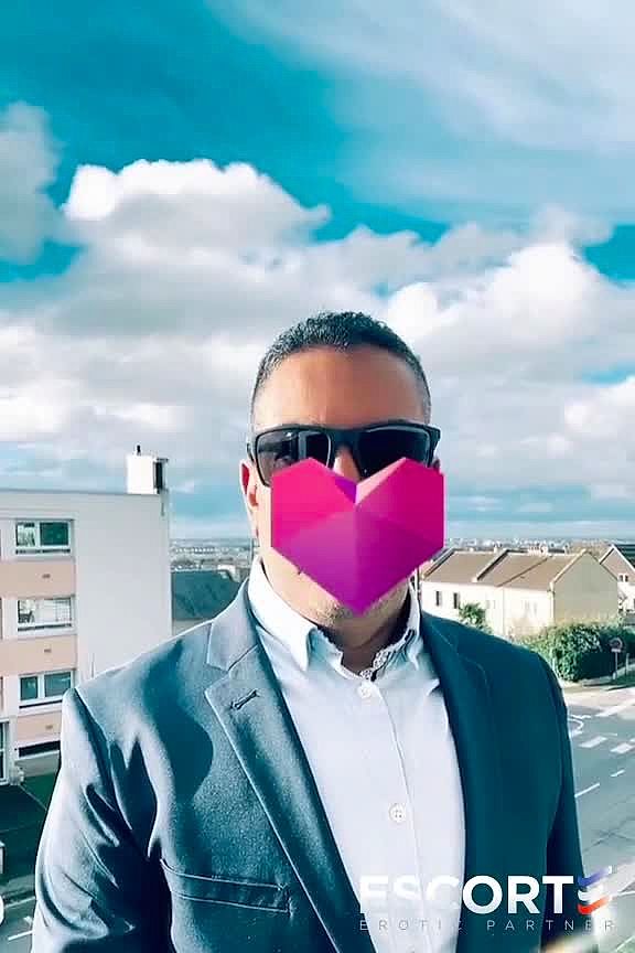 Sympa homme cherche une femme pour fellation Vidéo Arrière-plan