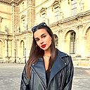 ELLEONORE Comment