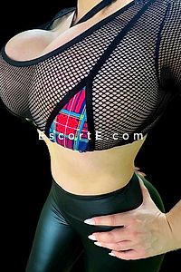 Emma - Biarritz Escorts