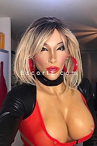 Naomi30nimes - Escort Trans Nimes