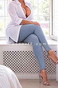 AngelaBella - Escort Girl Plaisir