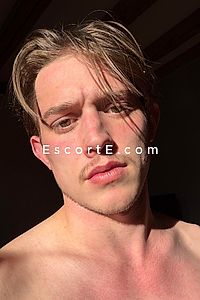 Valentino - Escort Boy Dijon