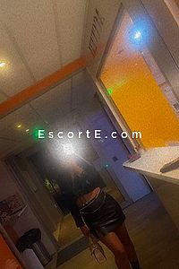 Inness - Les Ulis Escorts