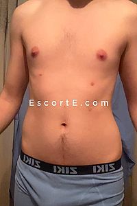 HugoEscort - Escort Boy Angoulême