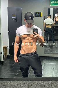 Victor - Escort Boy Nantes