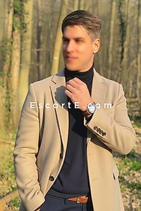 Bluegentleman - Escort Boy Versailles