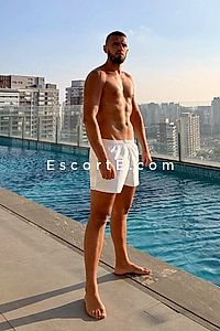 Enzo - Monaco Boy Escorts