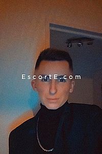 Guillaumepassif - Antibes Boy Escorts