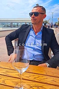 Laurenzo-31 - Aix-En-Provence Boy Escorts