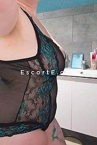 Ela - Niort Escorts