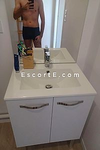 anonyme30 - Rennes Boy Escorts