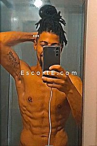 Cesar - Escort Boy Le Puy-En-Velay