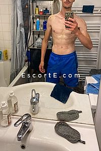 Max - Escort Boy Bethune
