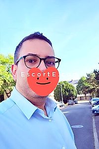 Sympa homme cherche une femme pour fellation - Caen Boy Escorts