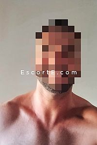 Bdx33 - Escort Boy Bordeaux