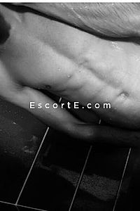 Lecharmeur - Escort Boy La Roche-Sur-Yon