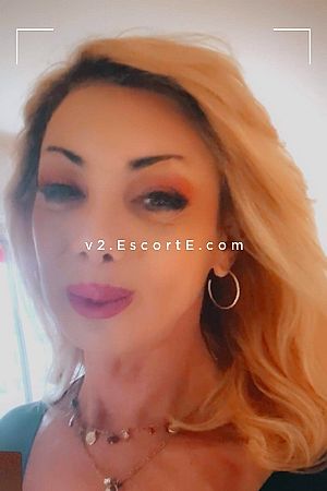 Ansreatrans - Escort Trans Paris