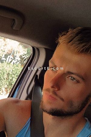 John - LA BAULE Boy Escorts