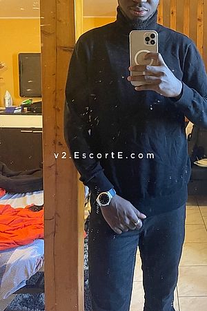 Succcesss - Escort Boy Levallois-Perret