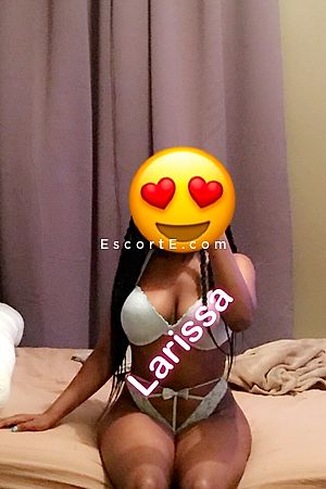 Coquine_Larissa - Paris Escorts