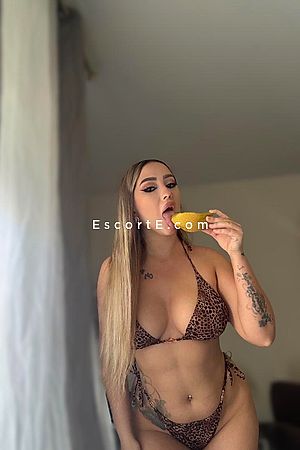 Almma - Cannes Escorts