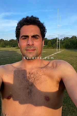 Aurel - Neuilly-sur-Seine Boy Escorts
