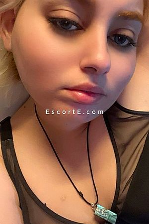 SarahBlue - La Garenne-Colombes Escorts