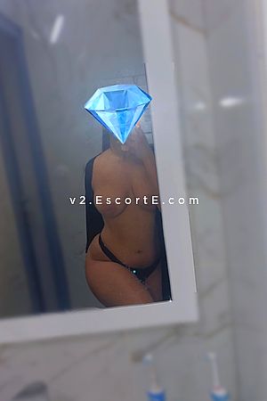 Inessouchienne - Escort Girl Montpellier