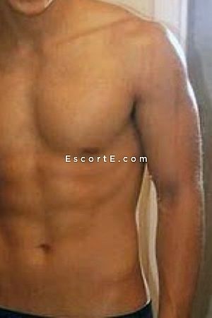 jean - Escort Boy Nantes