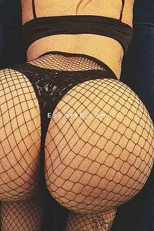 Dayna - Lyon Escorts