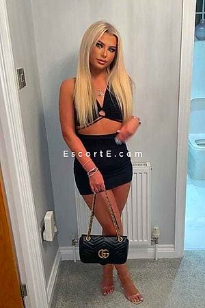 Olga - Paris Escorts