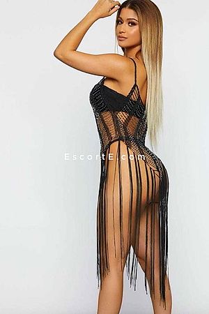 Arina - Escort Girl Paris
